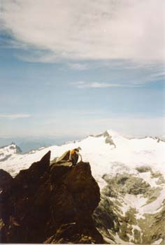 1988-022 Me Forbidden Peak Climb 1988 Summit Ridge 2.jpg